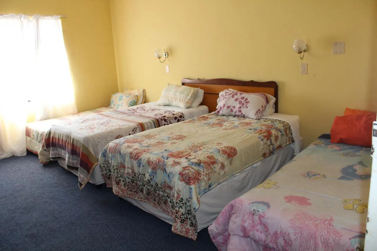 Helpmin Hotel Cape Town 2*,
